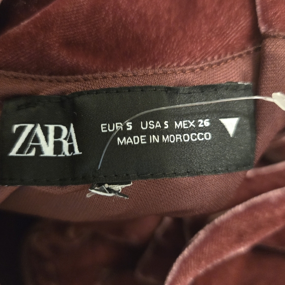 Zara Bloggers Favorite Raspberry Velvet Halter Dress Size Small - Picture 12 of 13